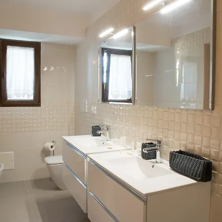 Trulli E Mare לינה וארוחת בוקר 3*