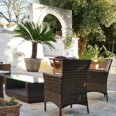 Trulli E Mare Bed & Breakfast 3*