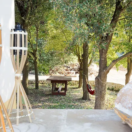 Trulli E Mare 住宿加早餐酒店 马丁纳弗兰卡