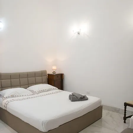 Trulli E Mare 住宿加早餐酒店 3*